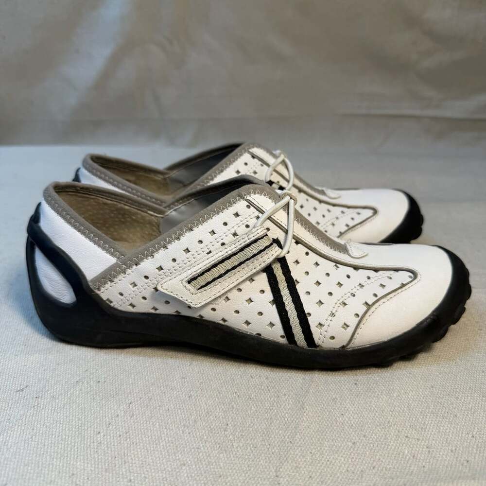 Privo by Clarks Tequini Sneaker White Black Leather
